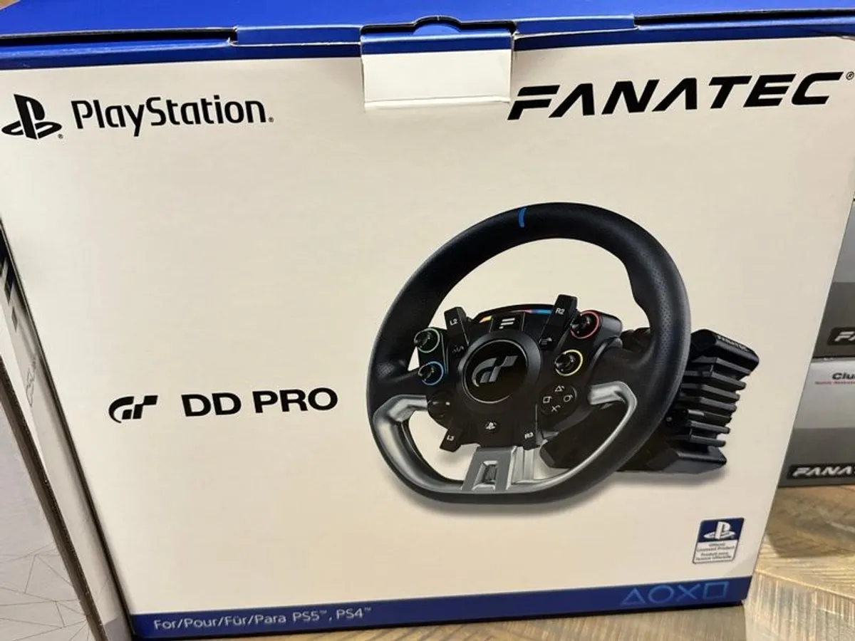 Fanatec DD Pro wheel base ecosystem for PC/PS4 and 5 - BARGAIN - Image 3