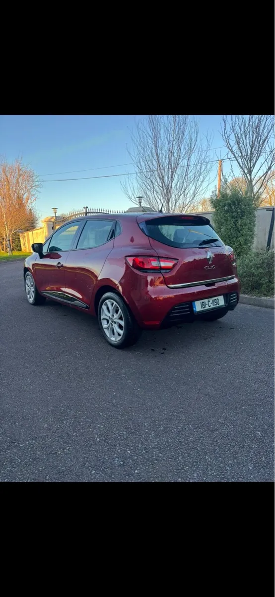 Renault Clio Dynamique Nav 2018 - Image 2
