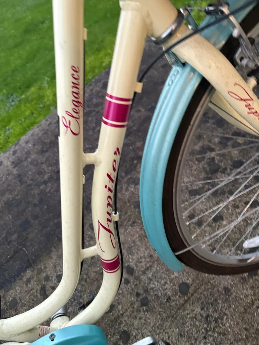 Ladies bike - Image 1