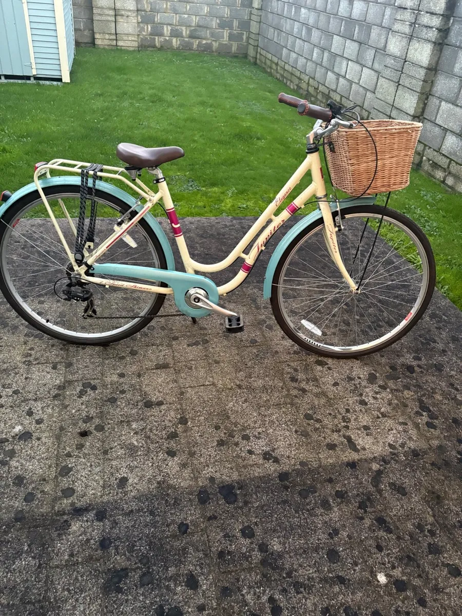 Ladies bike - Image 3