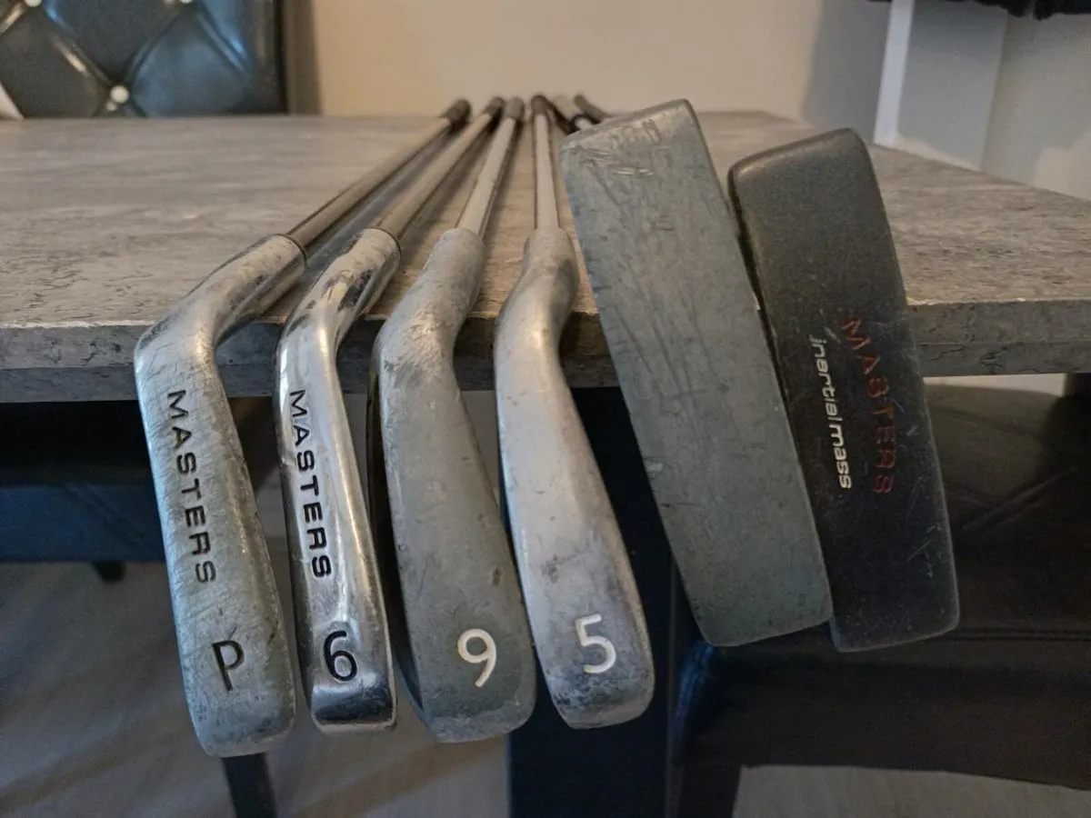 A selection of junior golf clubs. Left handed club - Image 1
