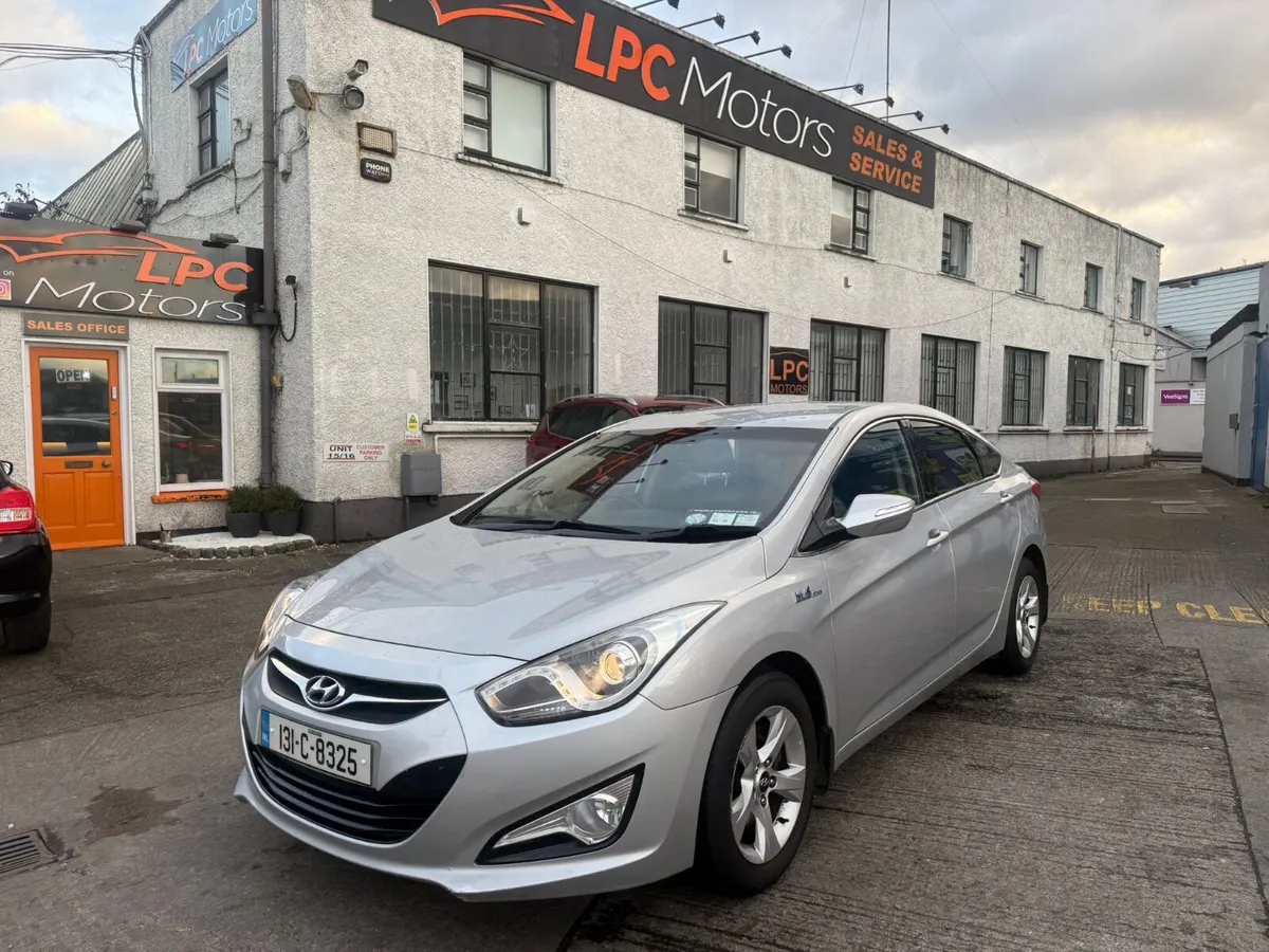 Hyundai i40 2013 - Image 2