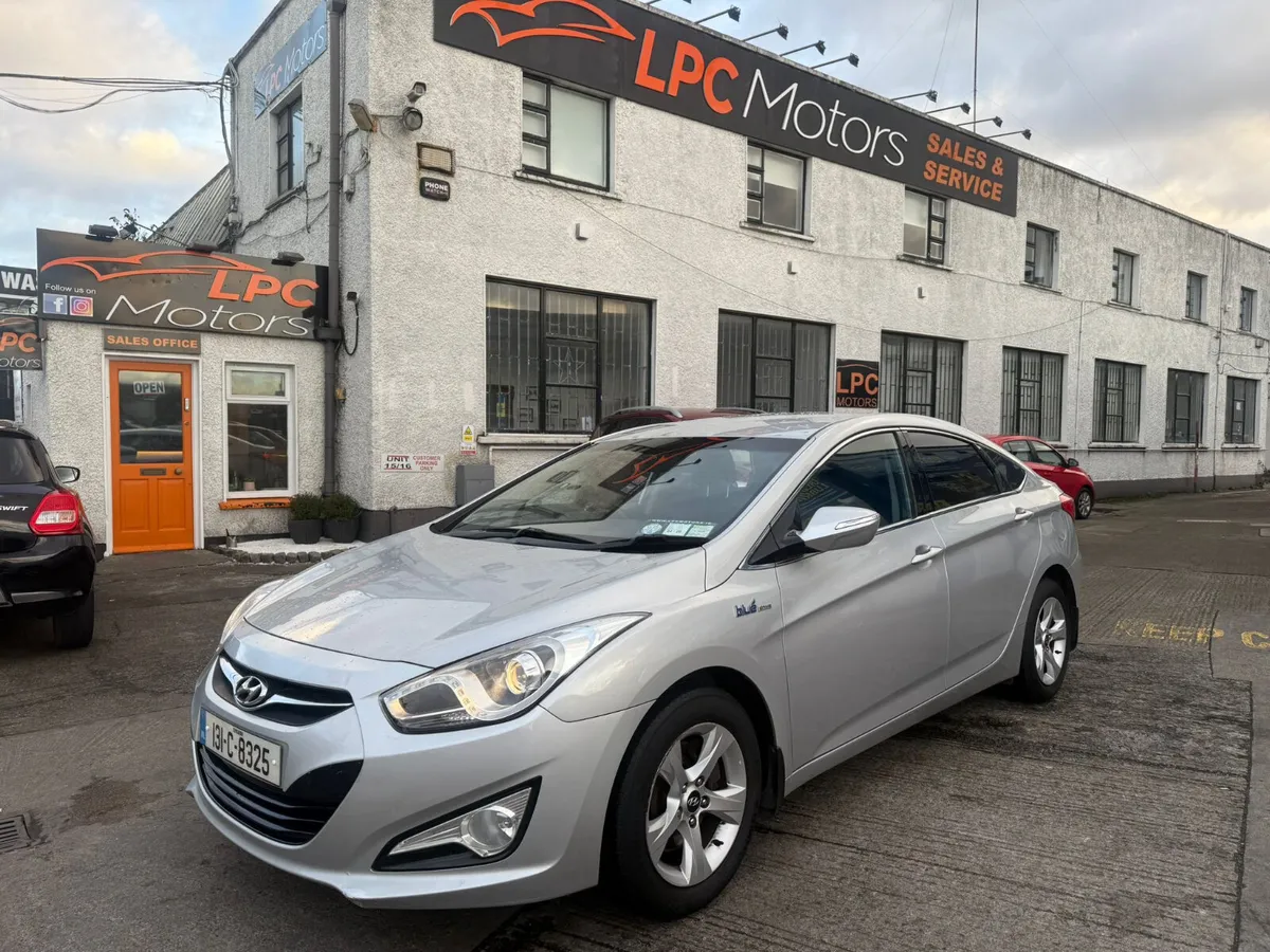 Hyundai i40 2013 - Image 1