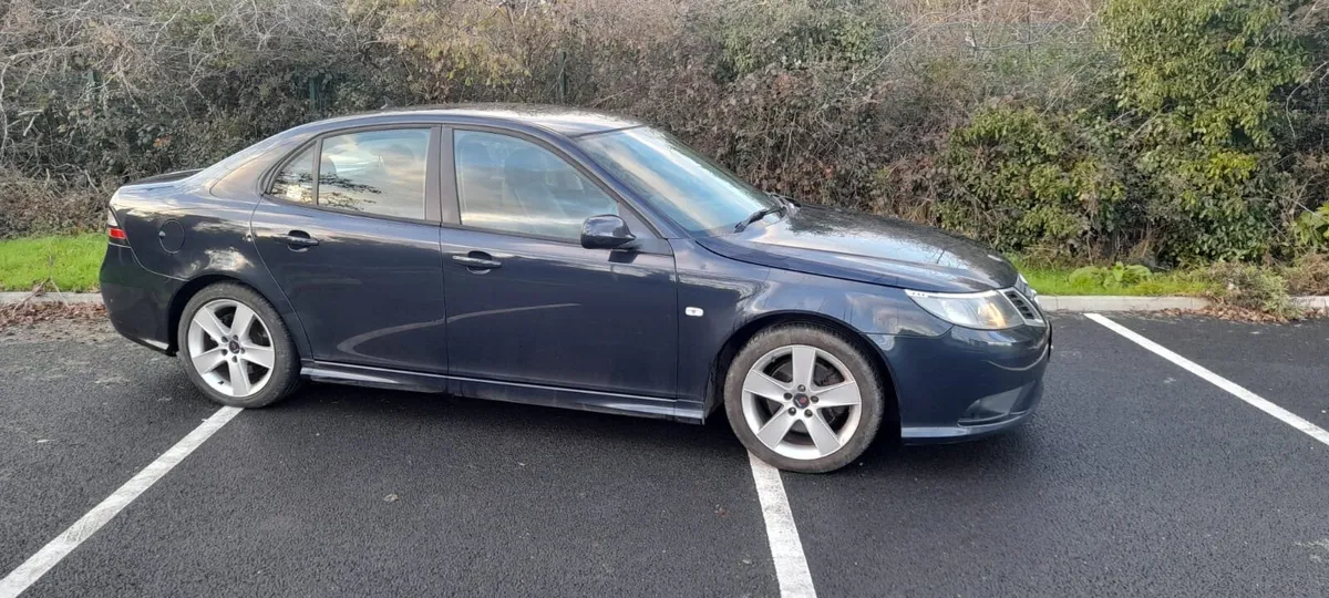 Full service history, in very good condition - Image 2