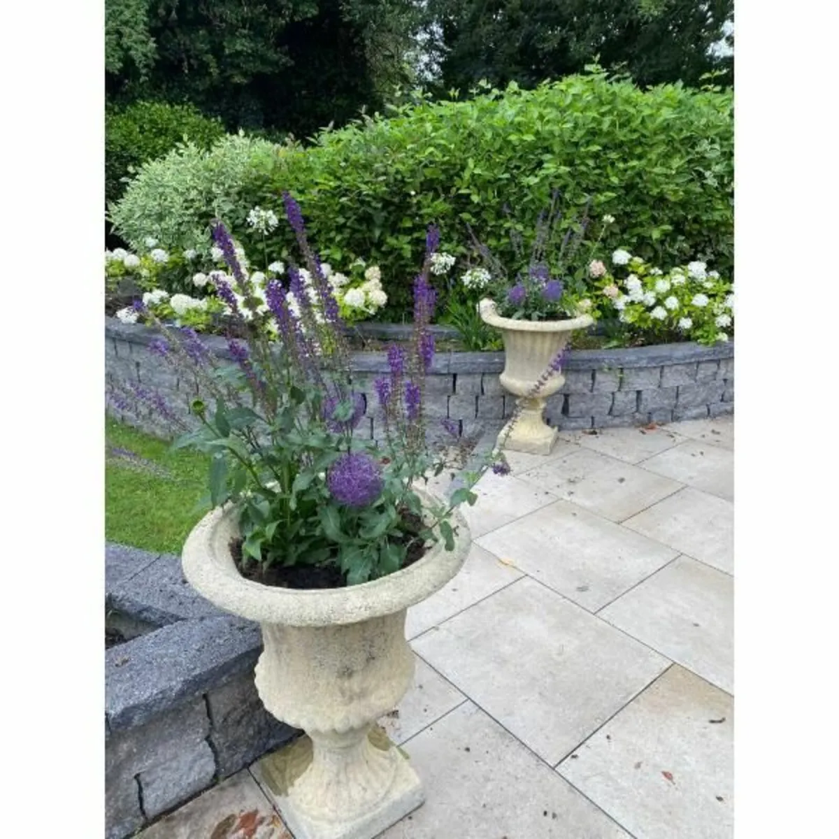 Heathfield Urn EG010 - Image 3