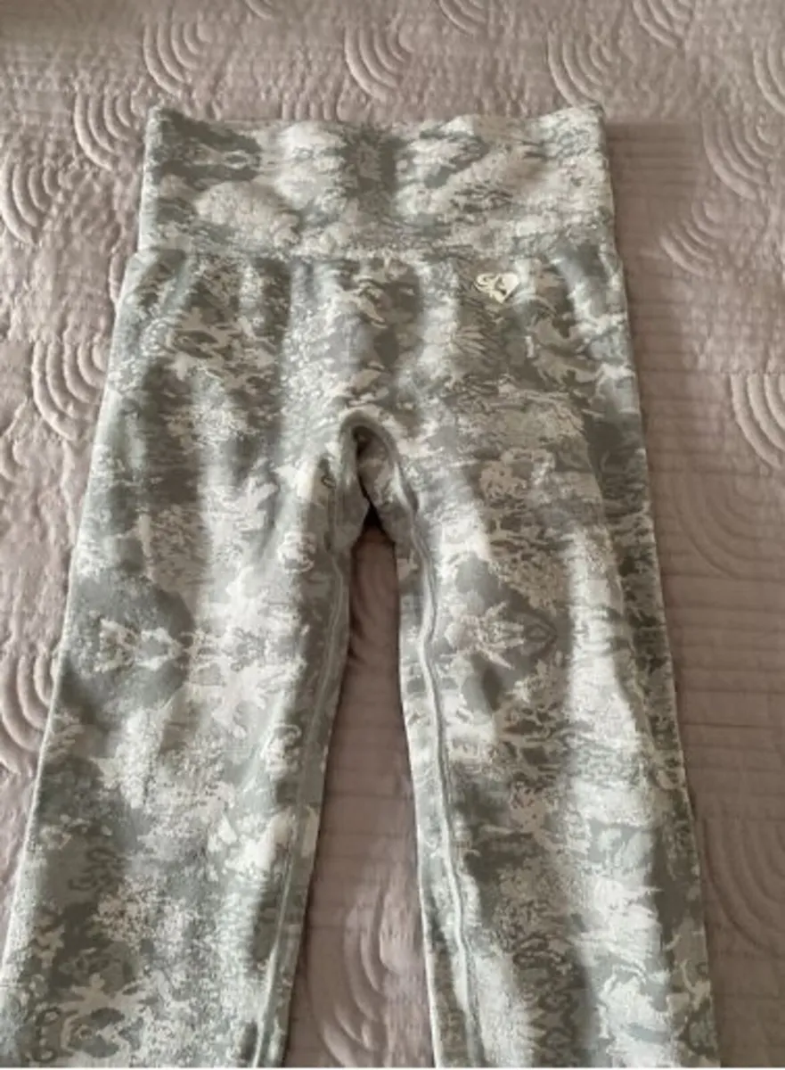 Penneys Grey Leggings Size S - Image 2