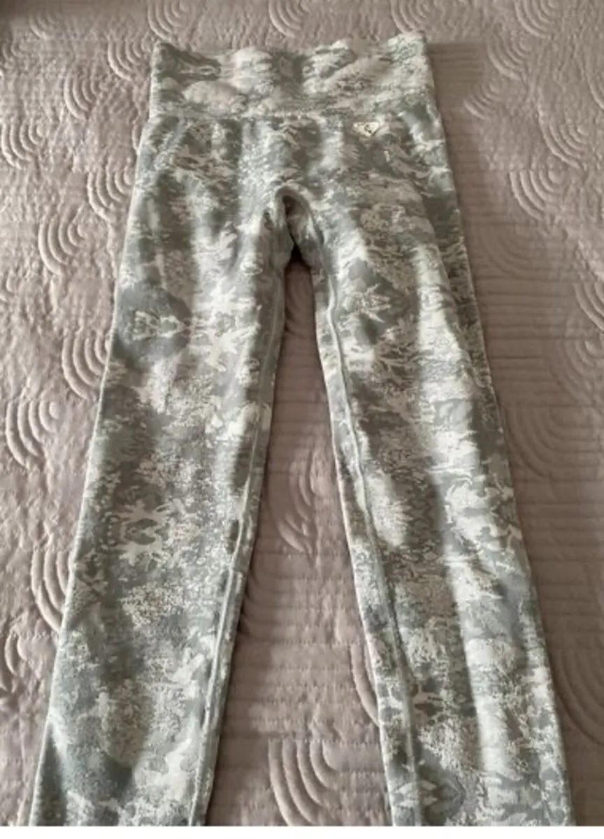 Penneys Grey Leggings Size S - Image 3