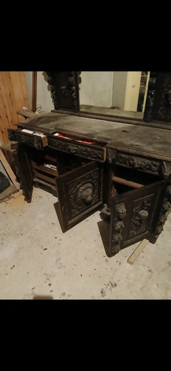 Vintage side board with mirrow - Image 3