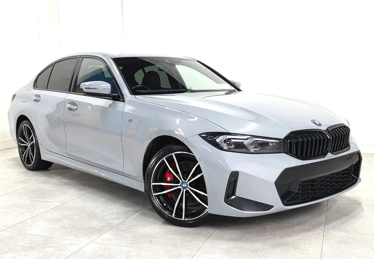 2023 BMW 330e M Sport PHEV - Pro Pack + Tech Pack - Image 2