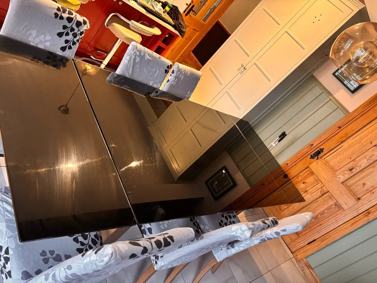 Price drop ….. Dining Table - Image 2