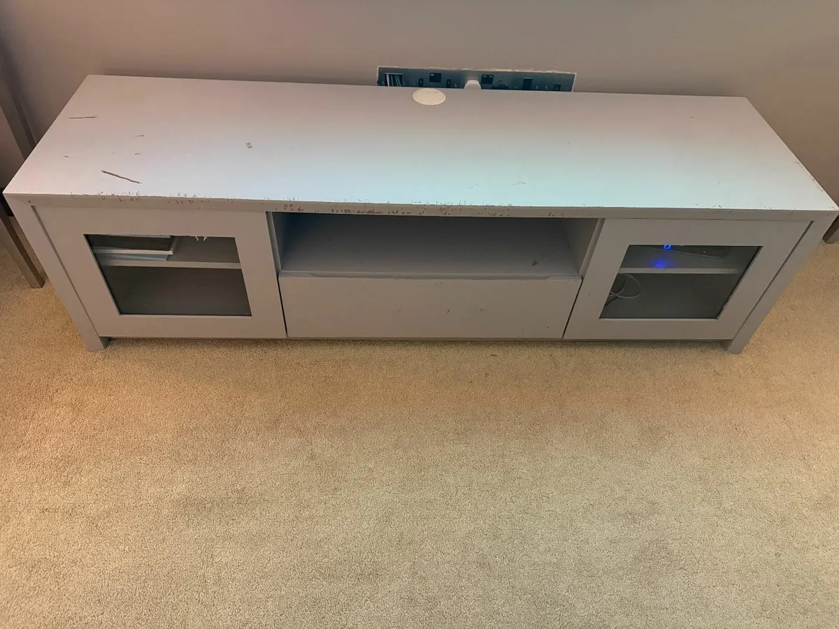 TV Unit - Image 2