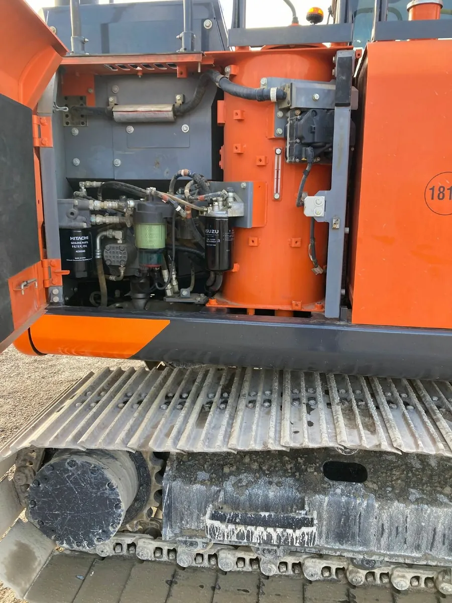 Hitachi 130 ZX-6 - Image 4