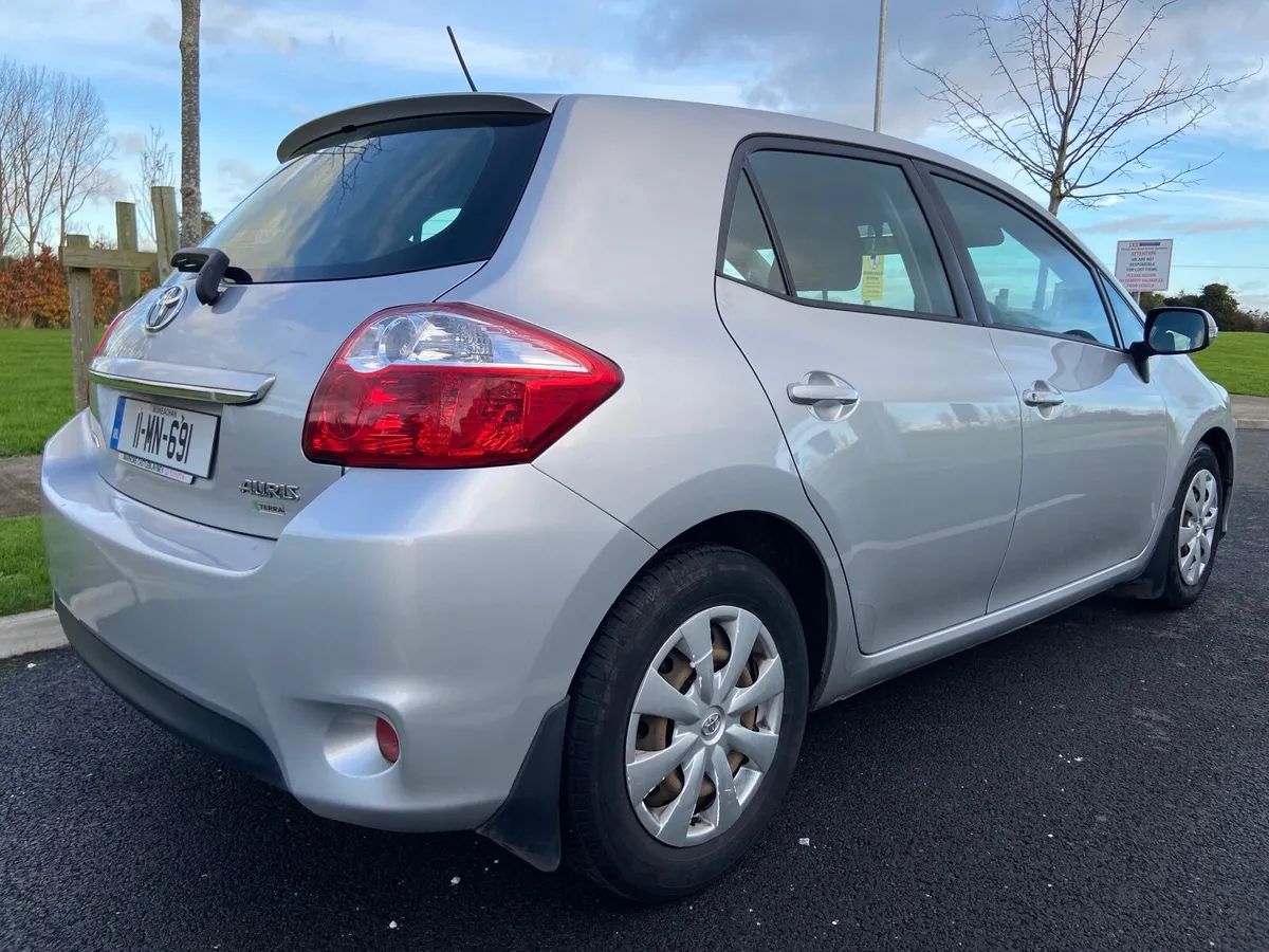 Toyota Auris 2011*NCT 07/26* - Image 2