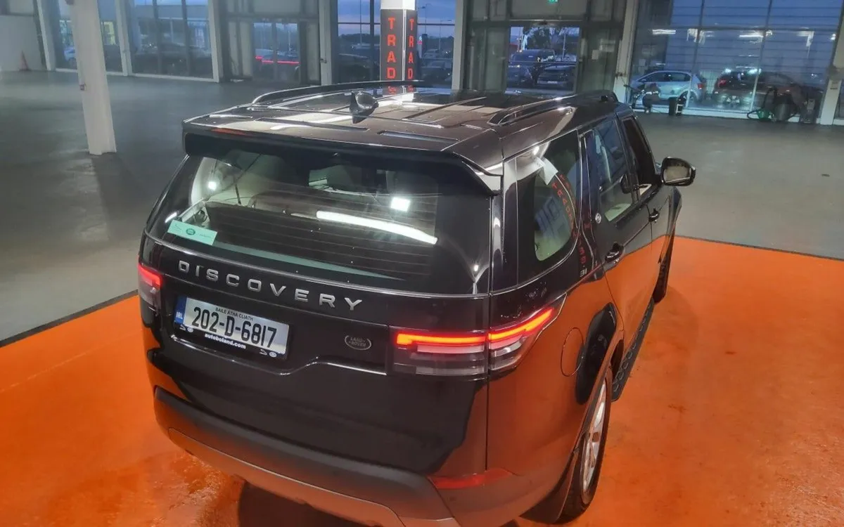 Land Rover Discovery 2.0D SD4 240 PS 4WD Auto SE 7 - Image 3