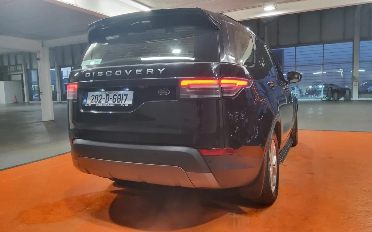 Land Rover Discovery 2.0D SD4 240 PS 4WD Auto SE 7 - Image 4
