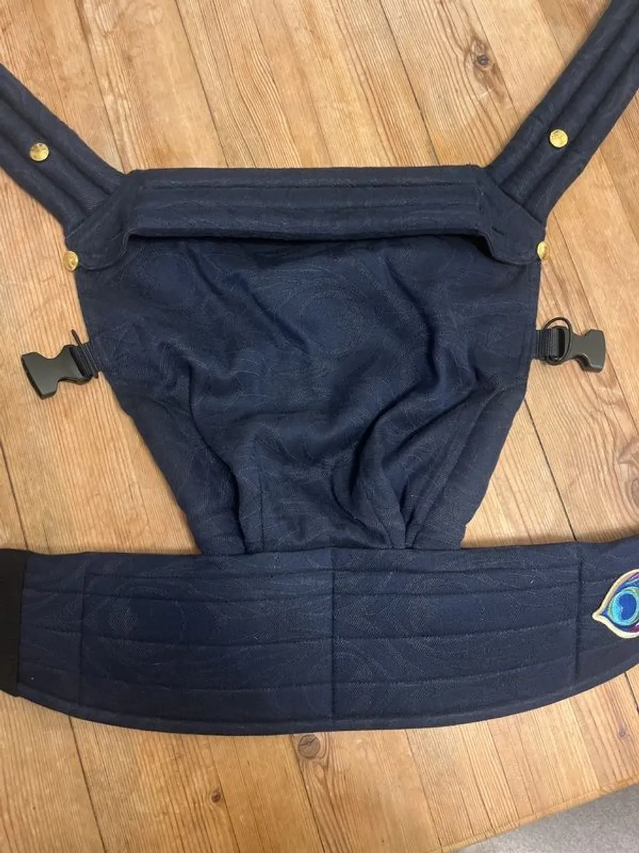 Artipoppe never been worn - Image 2