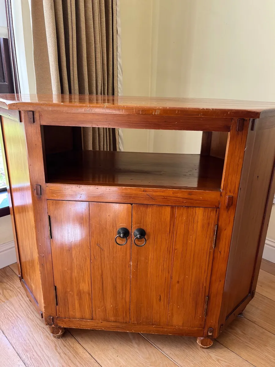 TV unit (corner) - Image 2