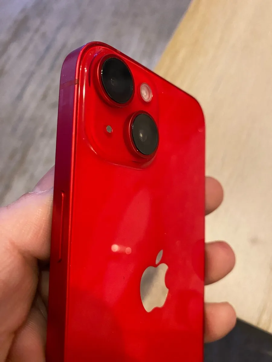 iPhone 14 - Image 4