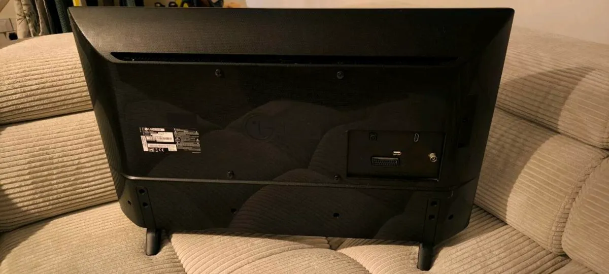 TV LG 32" - Image 2