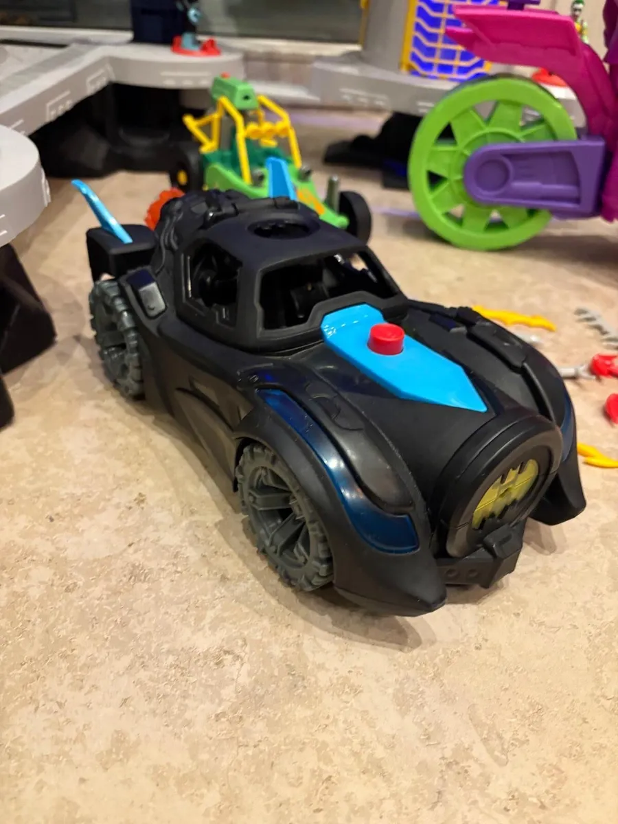Imaginext Bat Cave - Image 4