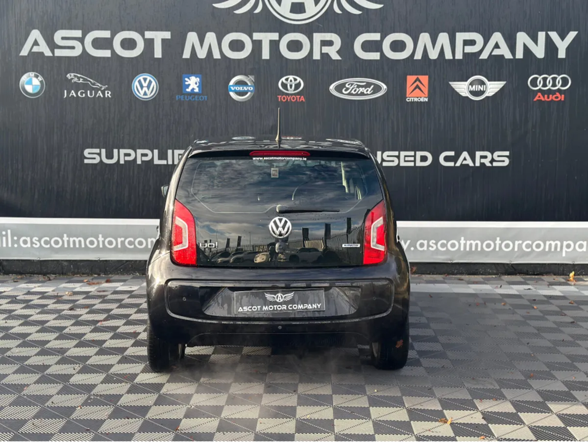 Volkswagen up! Auto - Image 2