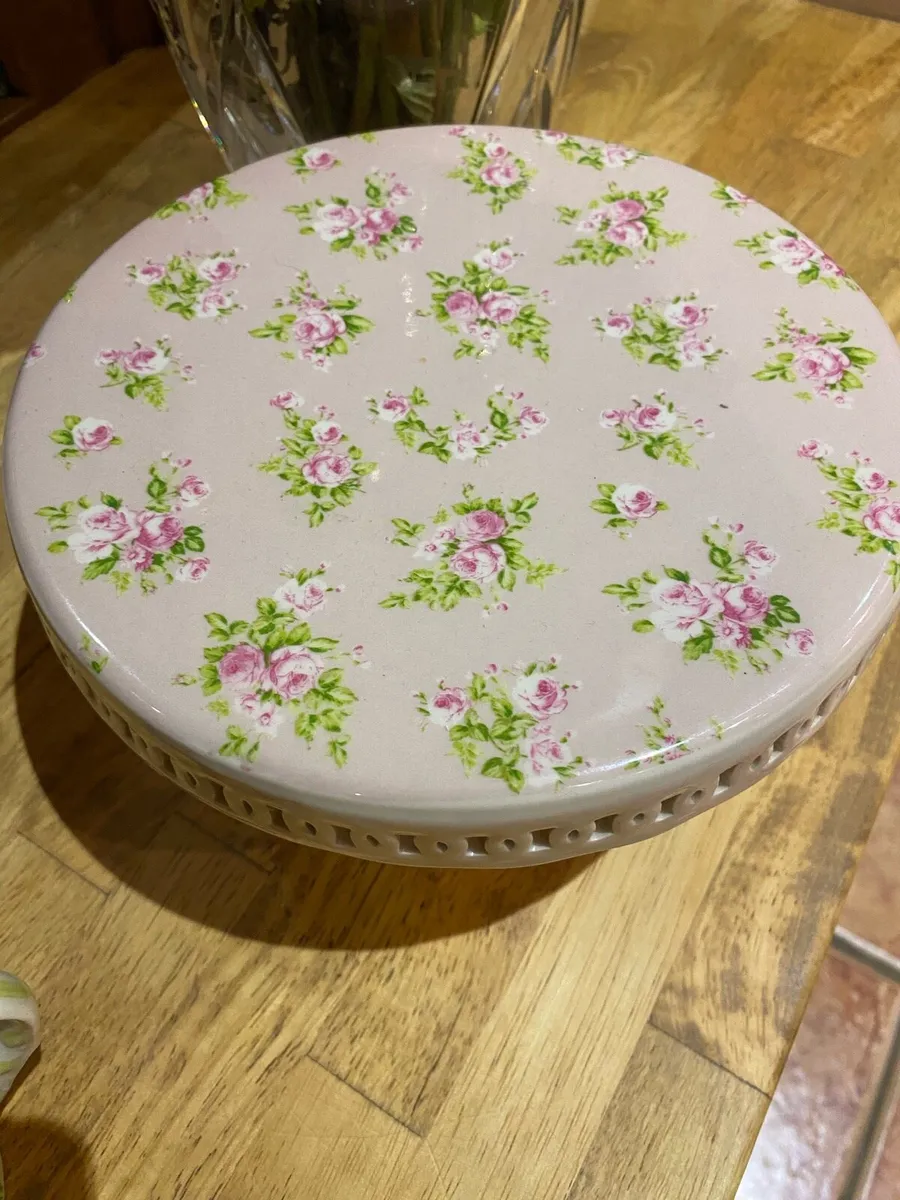 Teapot, Cake Stand and Milk jug - Image 3