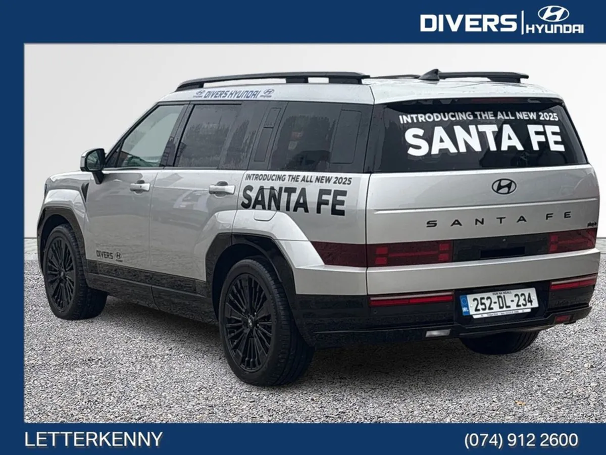 Hyundai Santa Fe Premium Calligraphy - Image 2