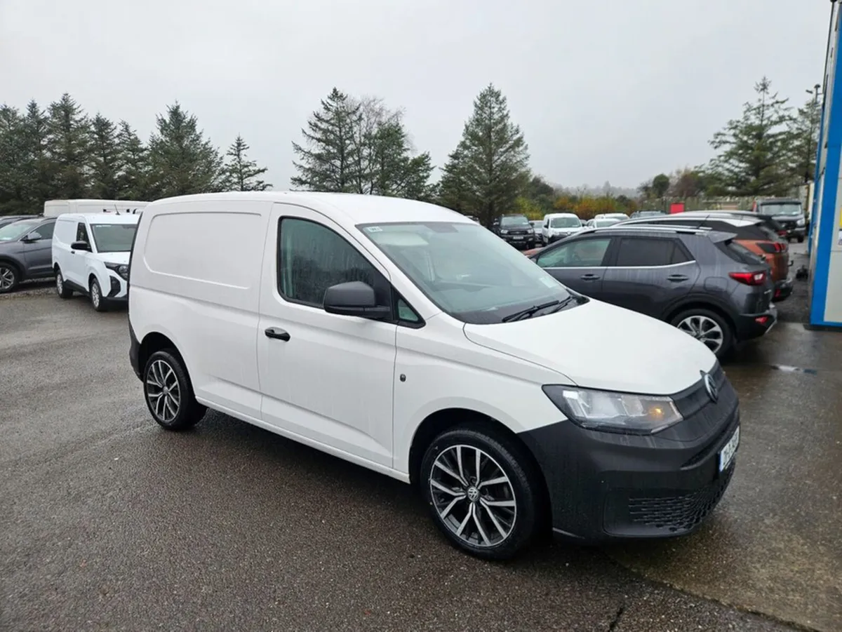Volkswagen Caddy Cargo TDI 122HP A7F 5DR Auto - Image 3