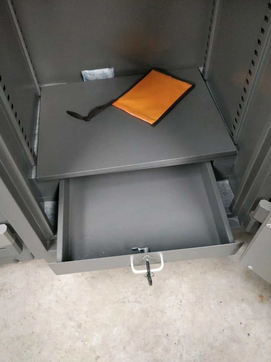 FireProof High Security Safe key locks - Image 3
