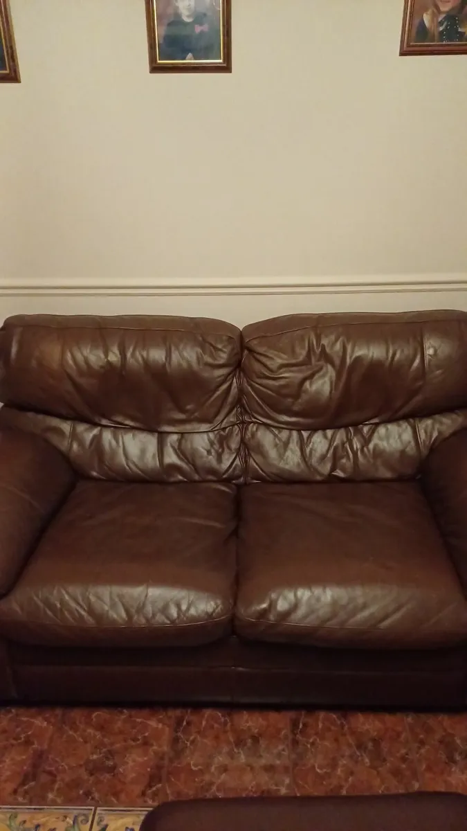 2 seater couch - Image 2