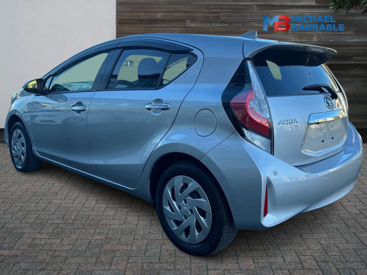 Toyota Aqua 1.5L Petrol Hybrid Automatic - Image 4