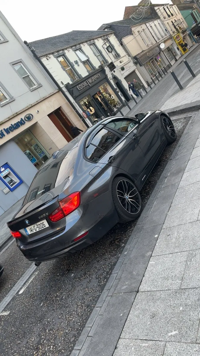 BMW 3-Series 2014 - Image 3