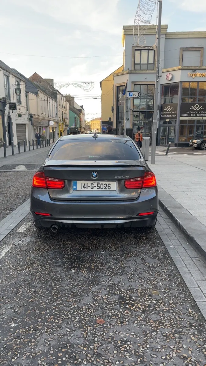 BMW 3-Series 2014 - Image 4