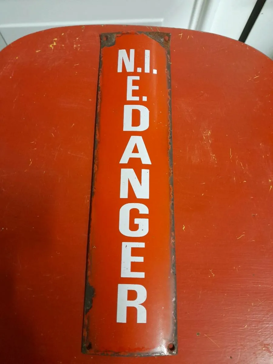 Enamel danger sign - Image 1