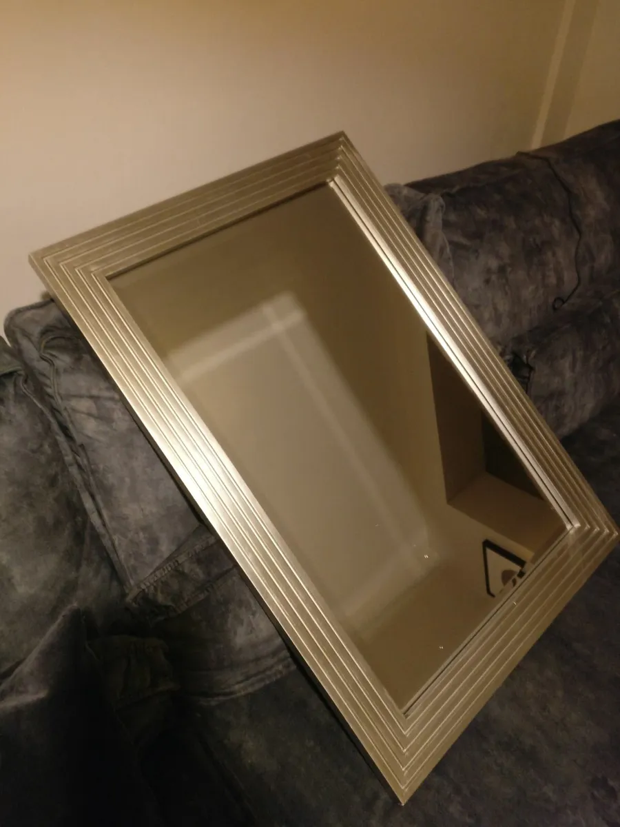 Gold tone mirror - Image 1