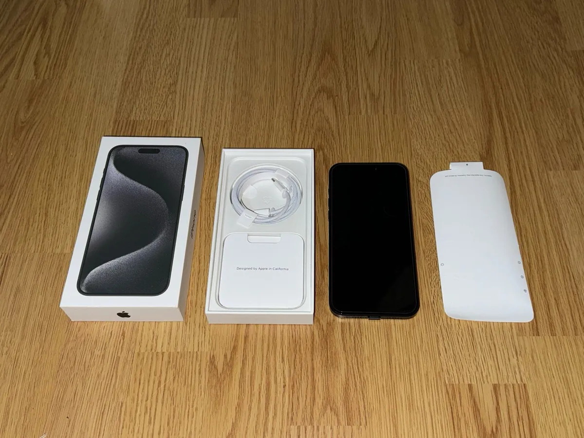 iPhone 15 Pro Max Black 256GB Unlocked MINT - Image 1