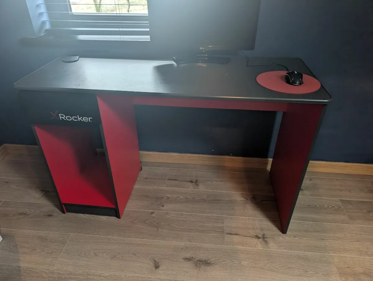 X rocker Gaming desk - Image 3