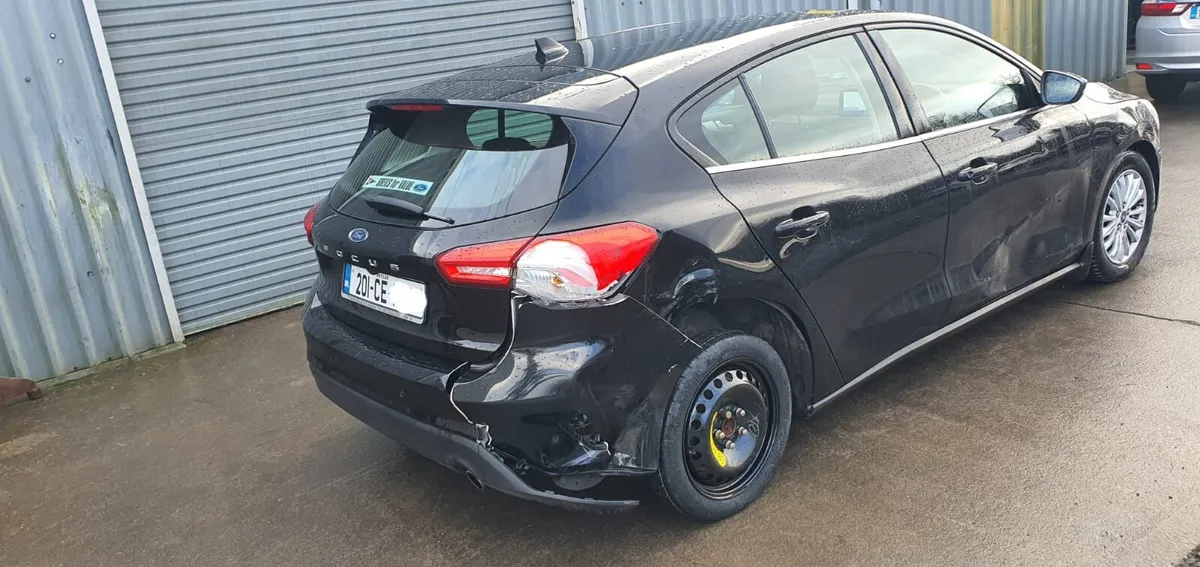 201 FORD FOCUS AUTO - Image 2