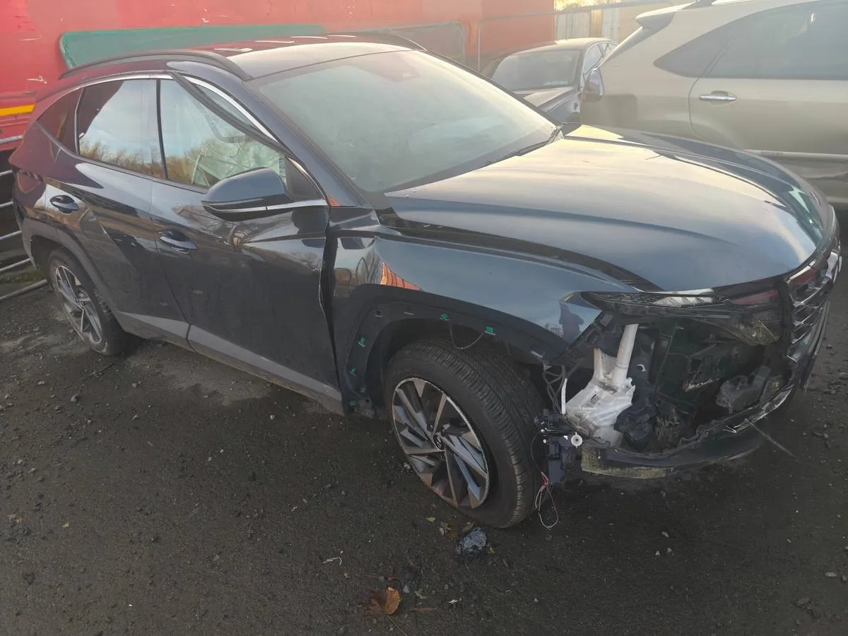 211 Hyundai tucson - Image 2