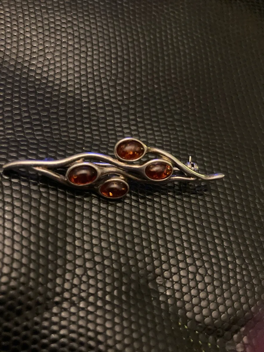 Vintage sterling silver amber brooch - Image 1