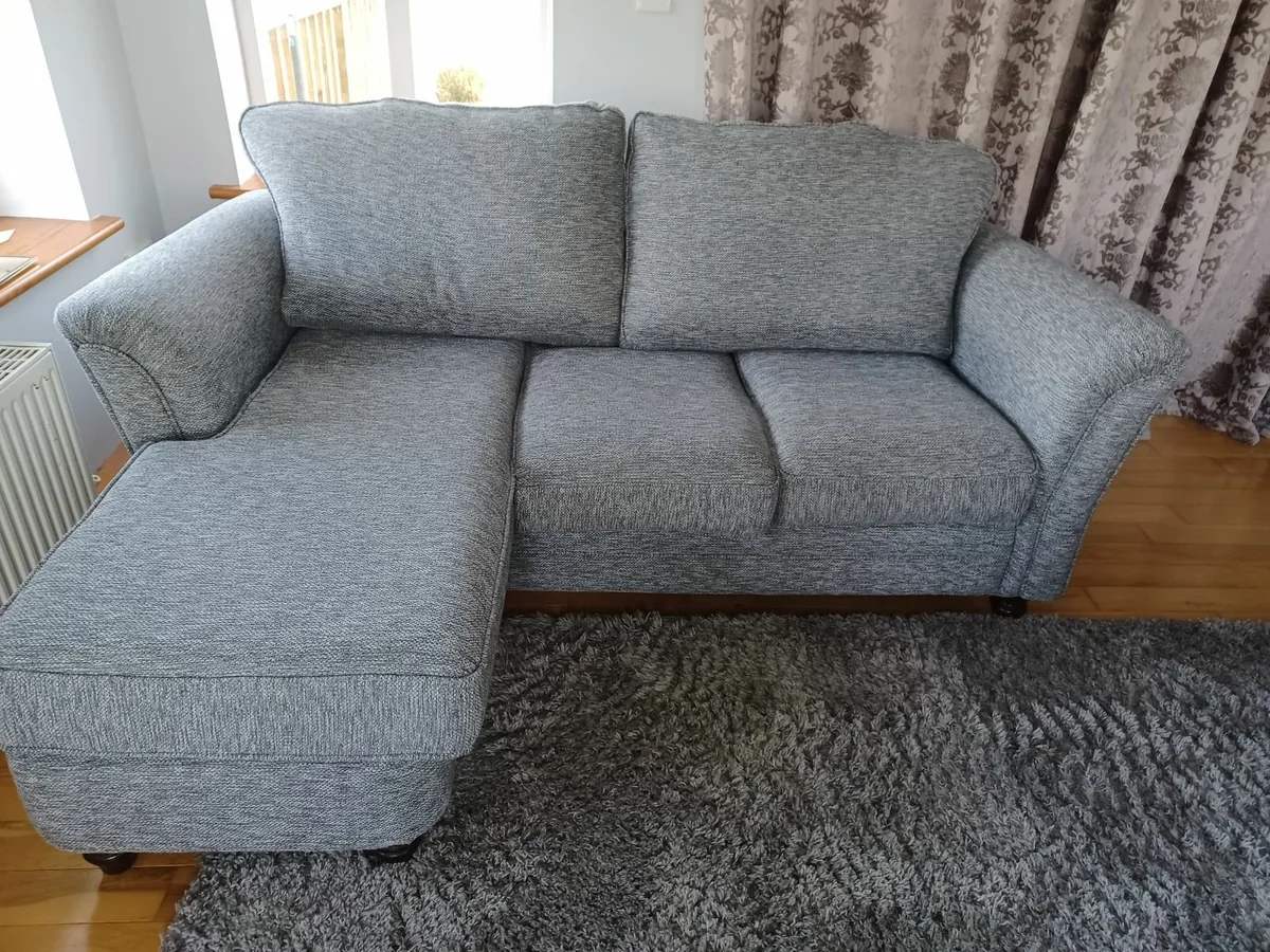 Couch L Shaped - Image 1
