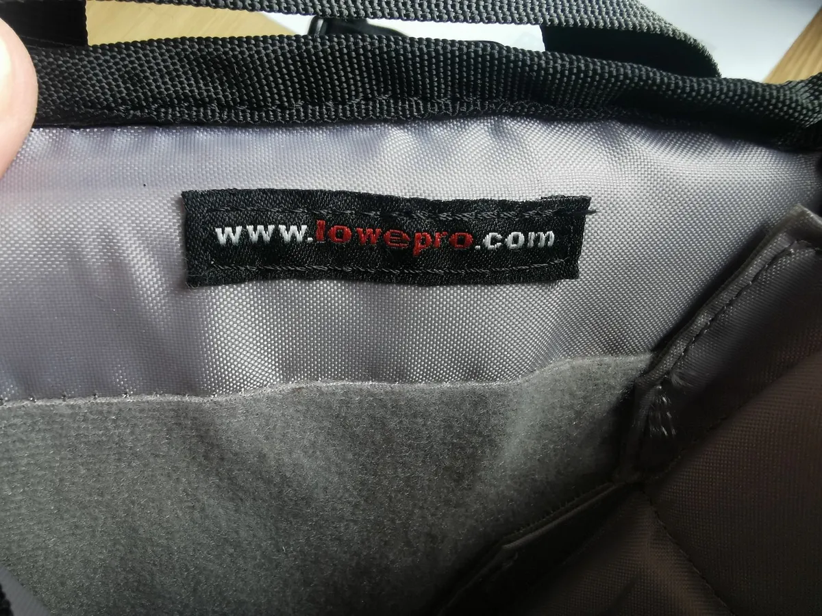 Lowepro Toploader Pro 75 AW SLR Camera Holster Bag - Image 4