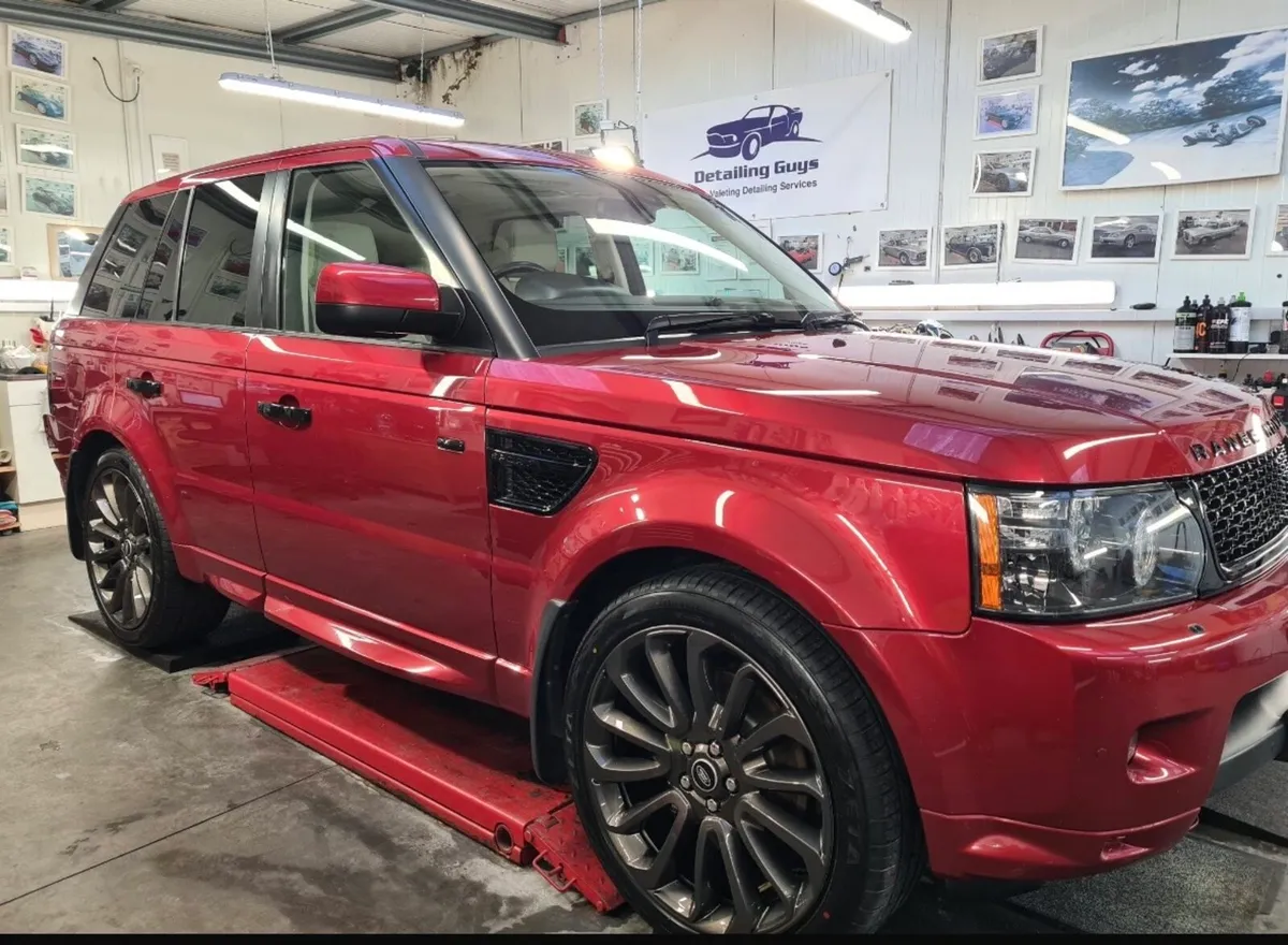Range Rover Sport - Image 1