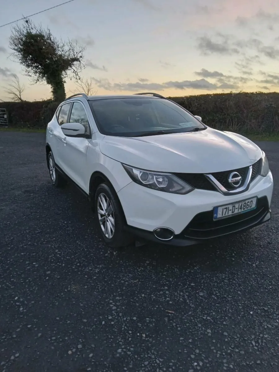 Nissan Qashqai.1.5Dsi.SV.No Vat - Image 2