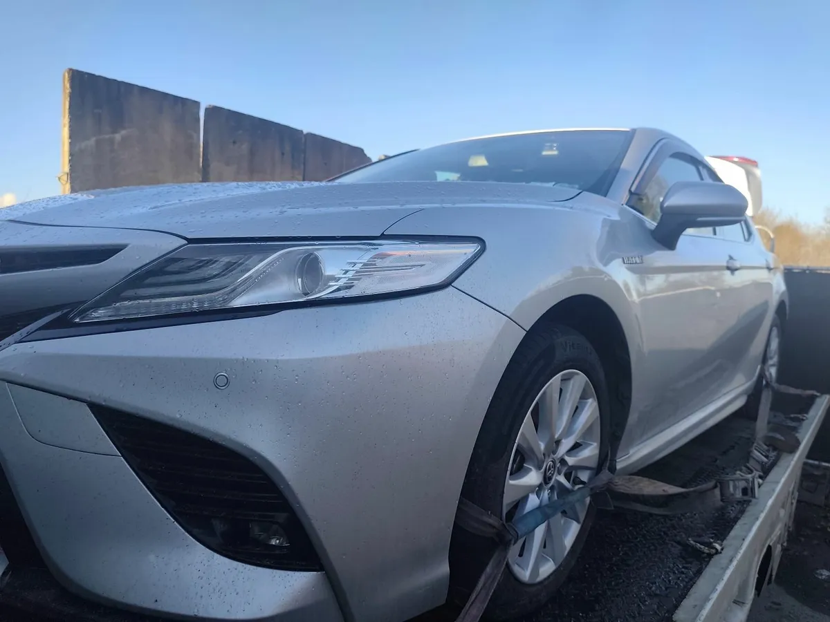 192 toyota camry - Image 1