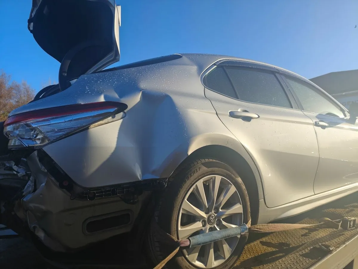 192 toyota camry - Image 4