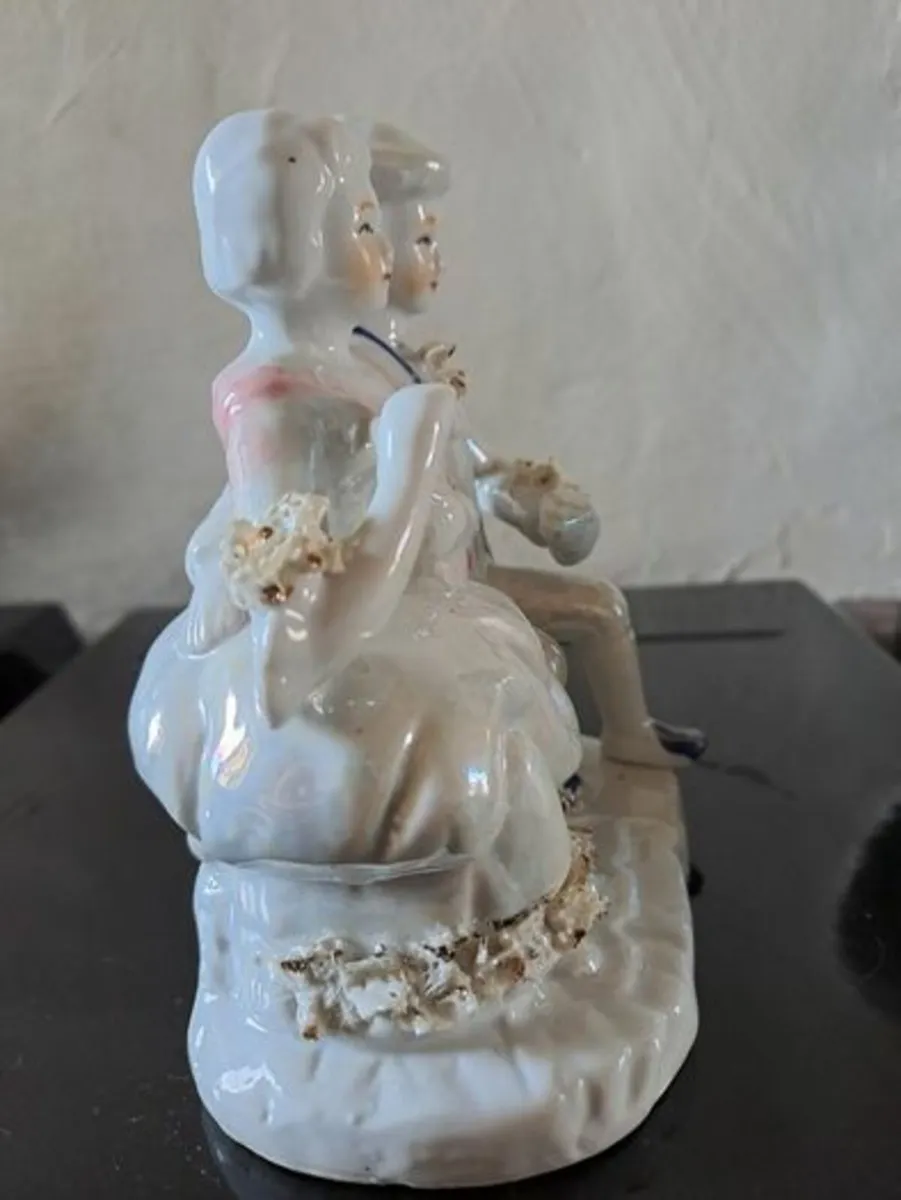 Porcelain Pink and Blue - Image 4