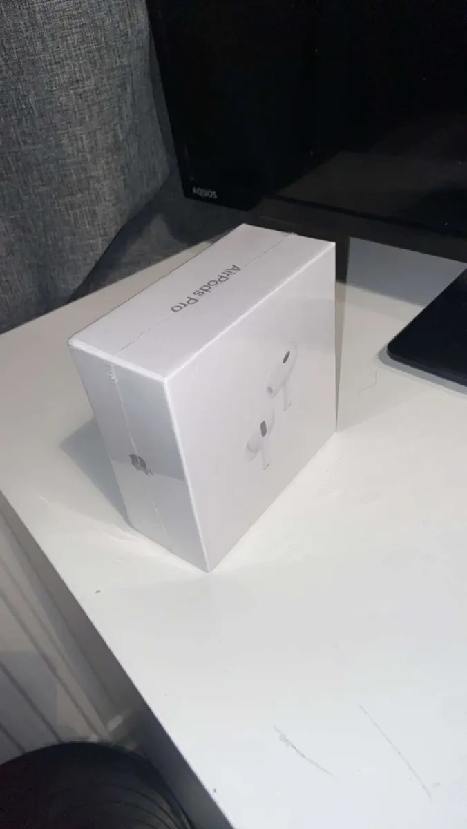 AirPod Pro Max - Image 1