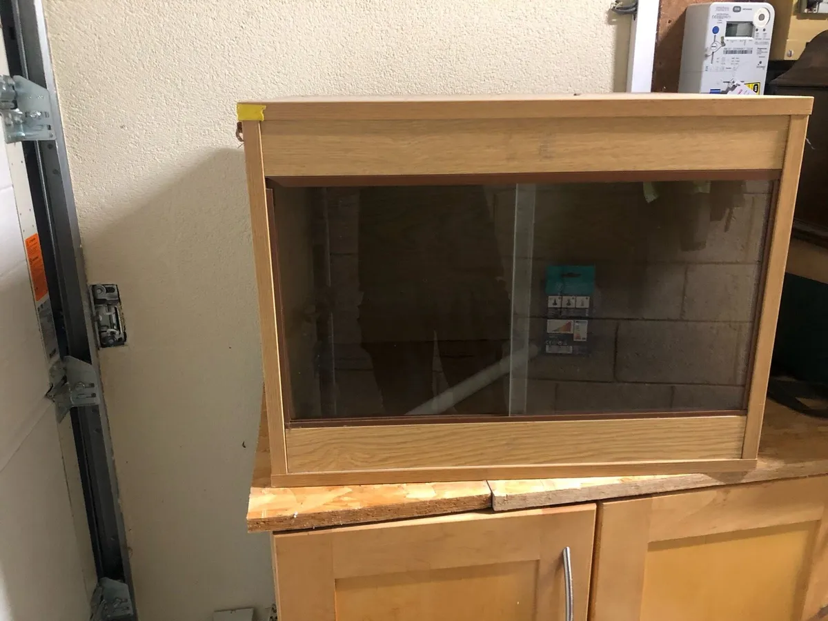 Reptile tank - Image 2