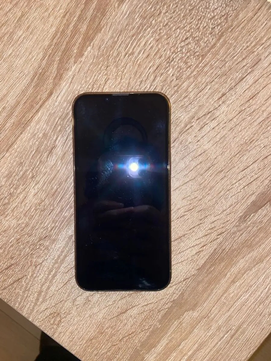 IPhone 13 Pro - Gold - mint condition - unlocked - Image 2